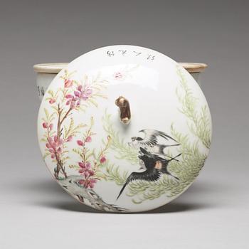 A Chinese hot water dish with liner, early 20th Century. Signed Yu Chun.