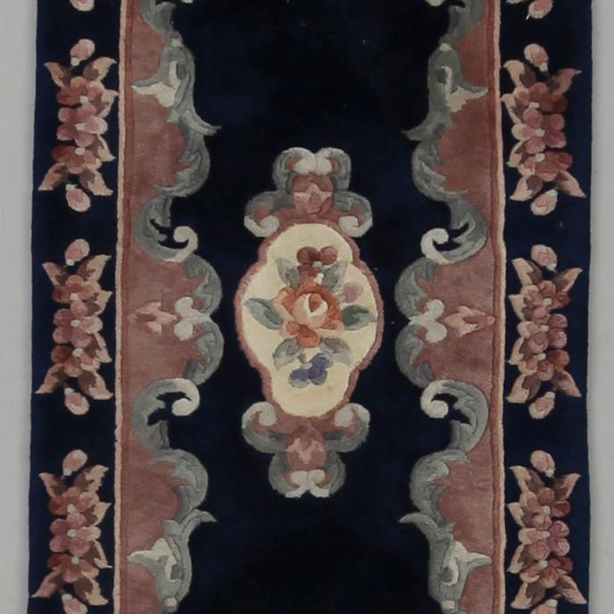 MATTA, galleri, Kina. Ca 340 x 70 cm.