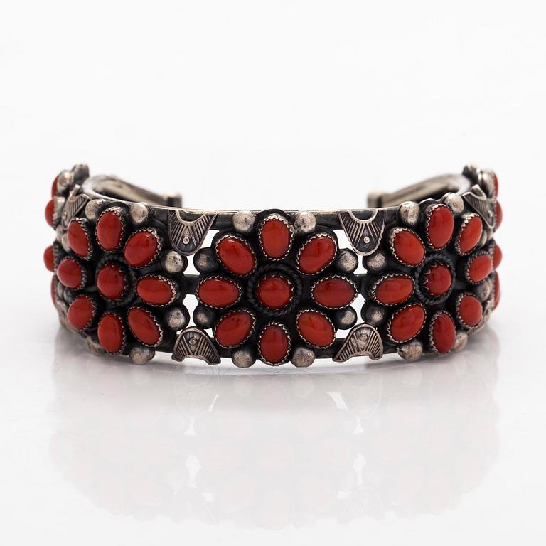 Paul Begay, cuff bracelet, cabochon cut corals, silver.