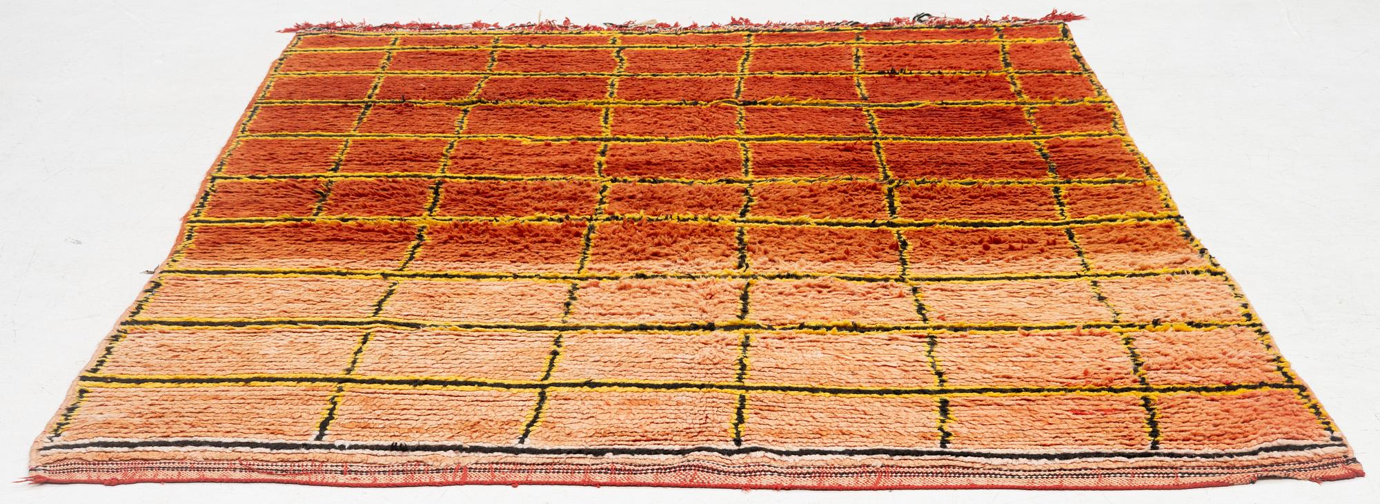 Matta, semiantik Marocko, ca 225 x 171 cm.