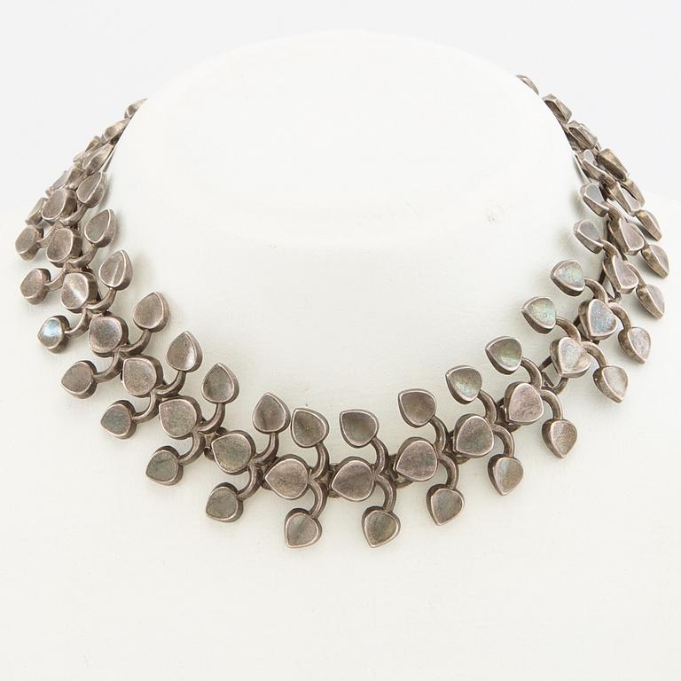 Necklace Atelier Borgila sterling silver.