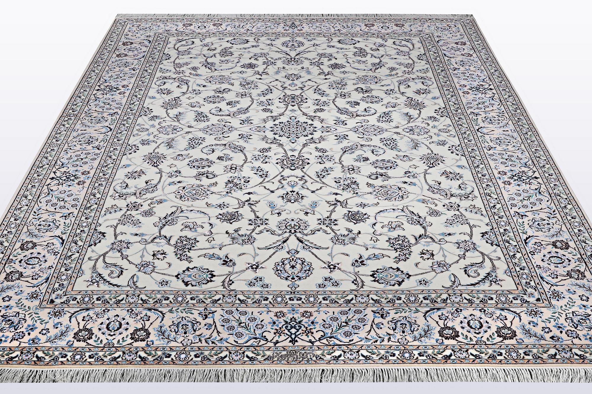 A carpet, Nain, part silk, 6 Laa, ca 301 x 203 cm.