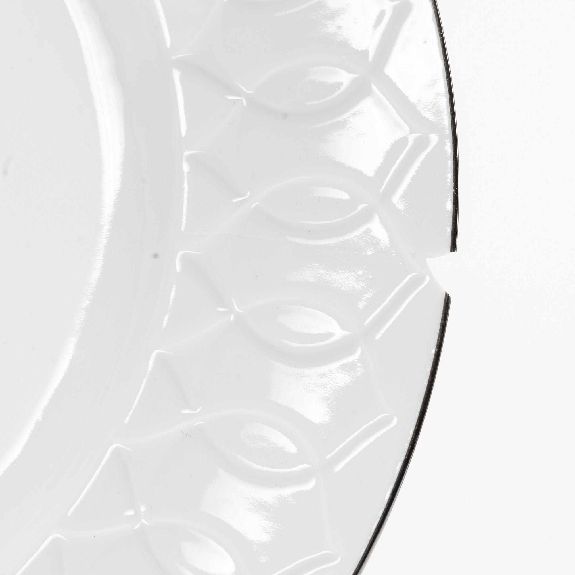 Björn Wiinblad, A 116 piece "Lotus" service, Studio Line, Rosenthal, Germany.