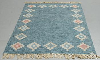 Matto, flat weave, ca 202,5-204 x 137-138 cm, signed IB.