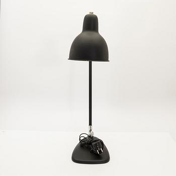 Skrivbordslampa, 1900-talets andra hälft.