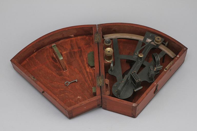 SEXTANT, 1900-talets första hälft.