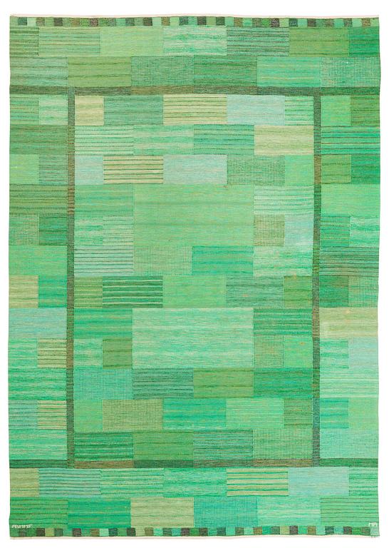 CARPET. "Fasad Grön". Flat weave. 342 x 237 cm. Signed AB MMF MR.