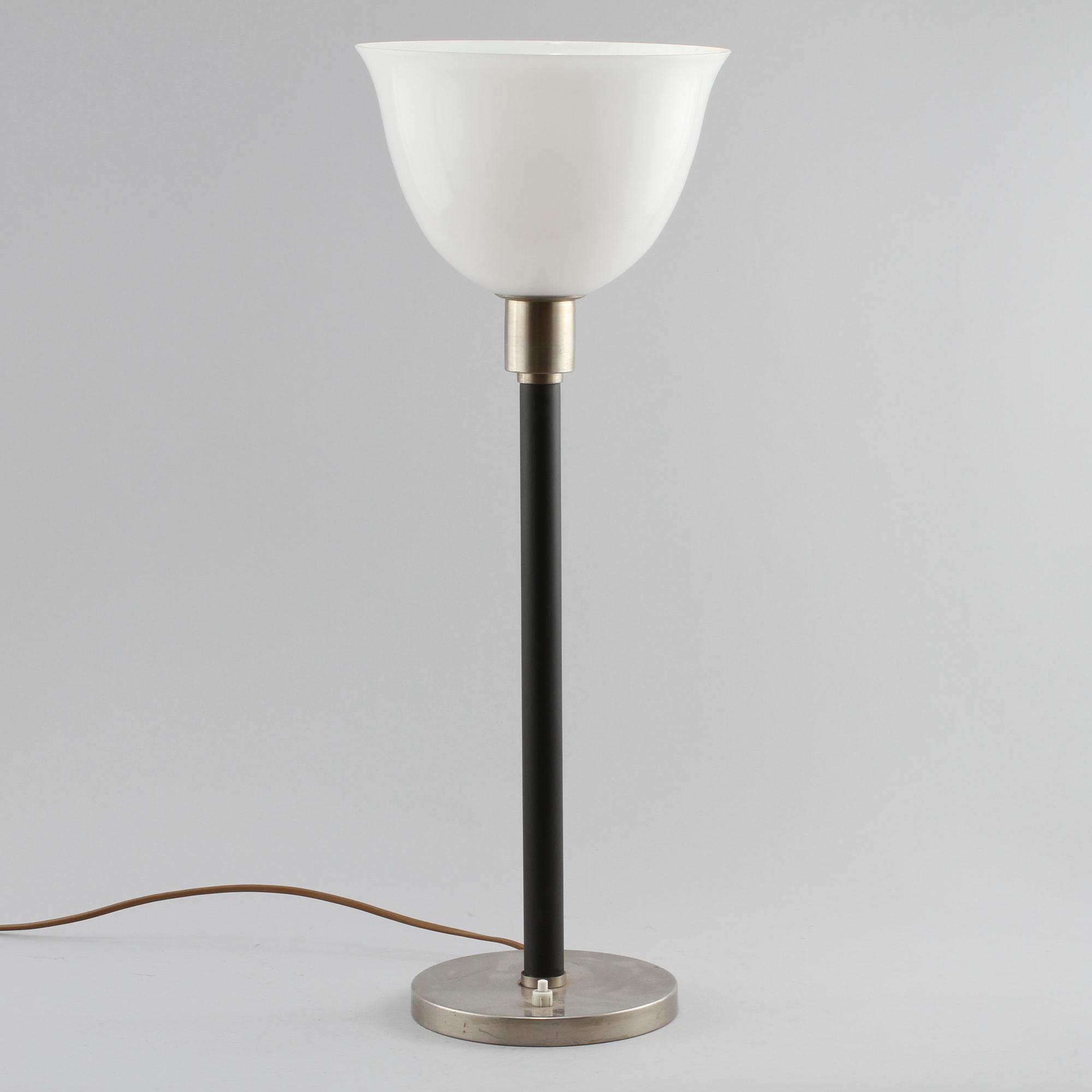 BORDSLAMPA, omkring 1900-talets mitt.