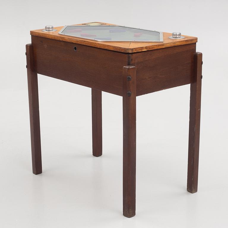 Pinball game, mid-20th Century, probably Industri AB Uma, Åmål, Sweden.