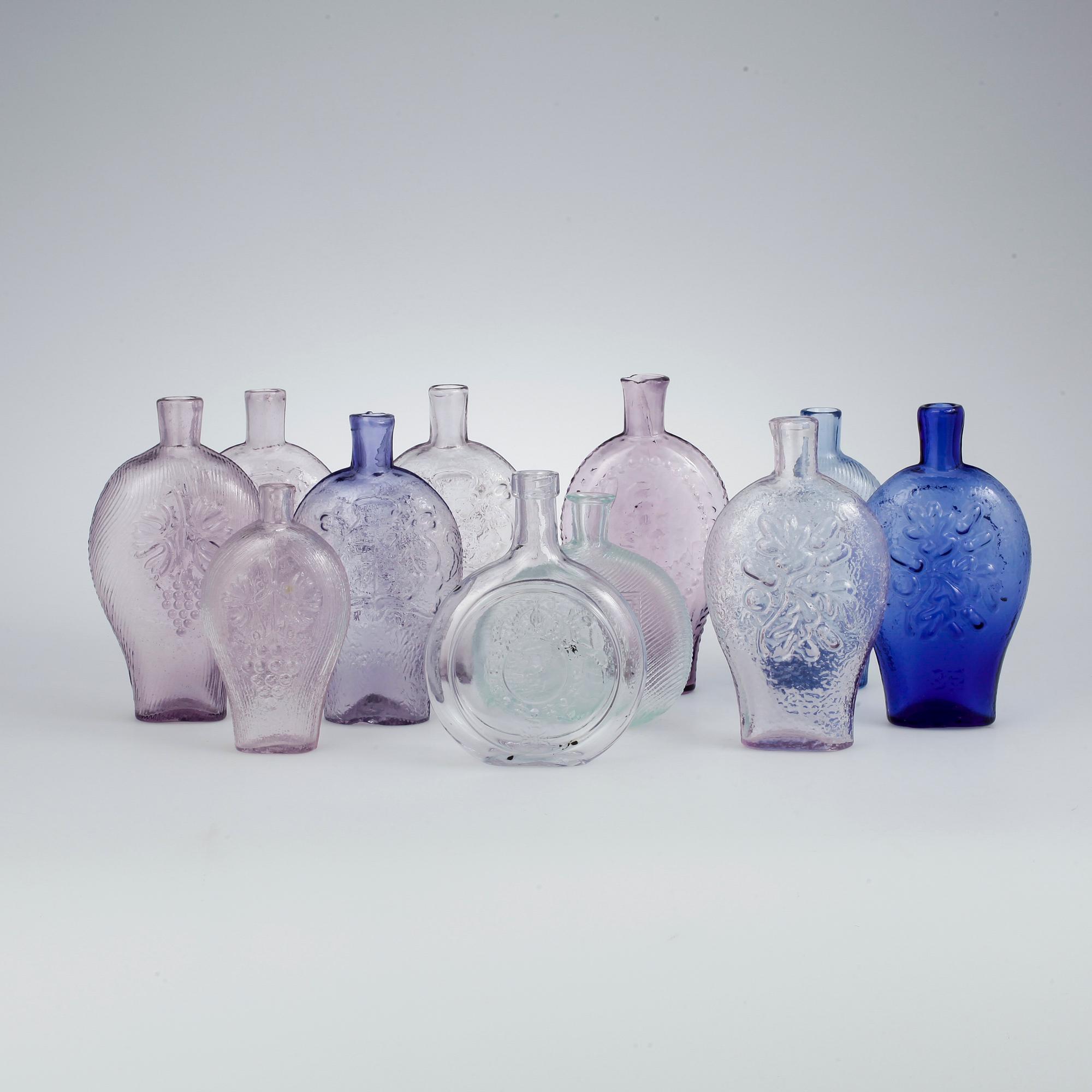 GLASFLASKOR, 11 st, Sverige 1800/1900-tal.