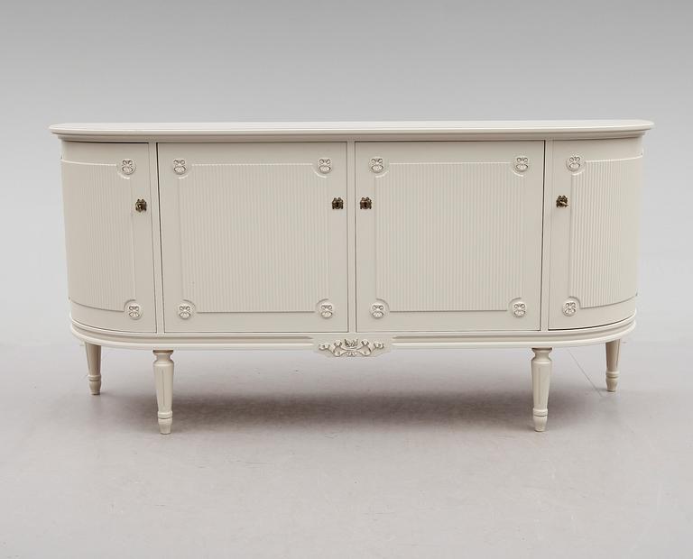 SIDEBOARD, gustaviansk stil, 1900-talets andra hälft.