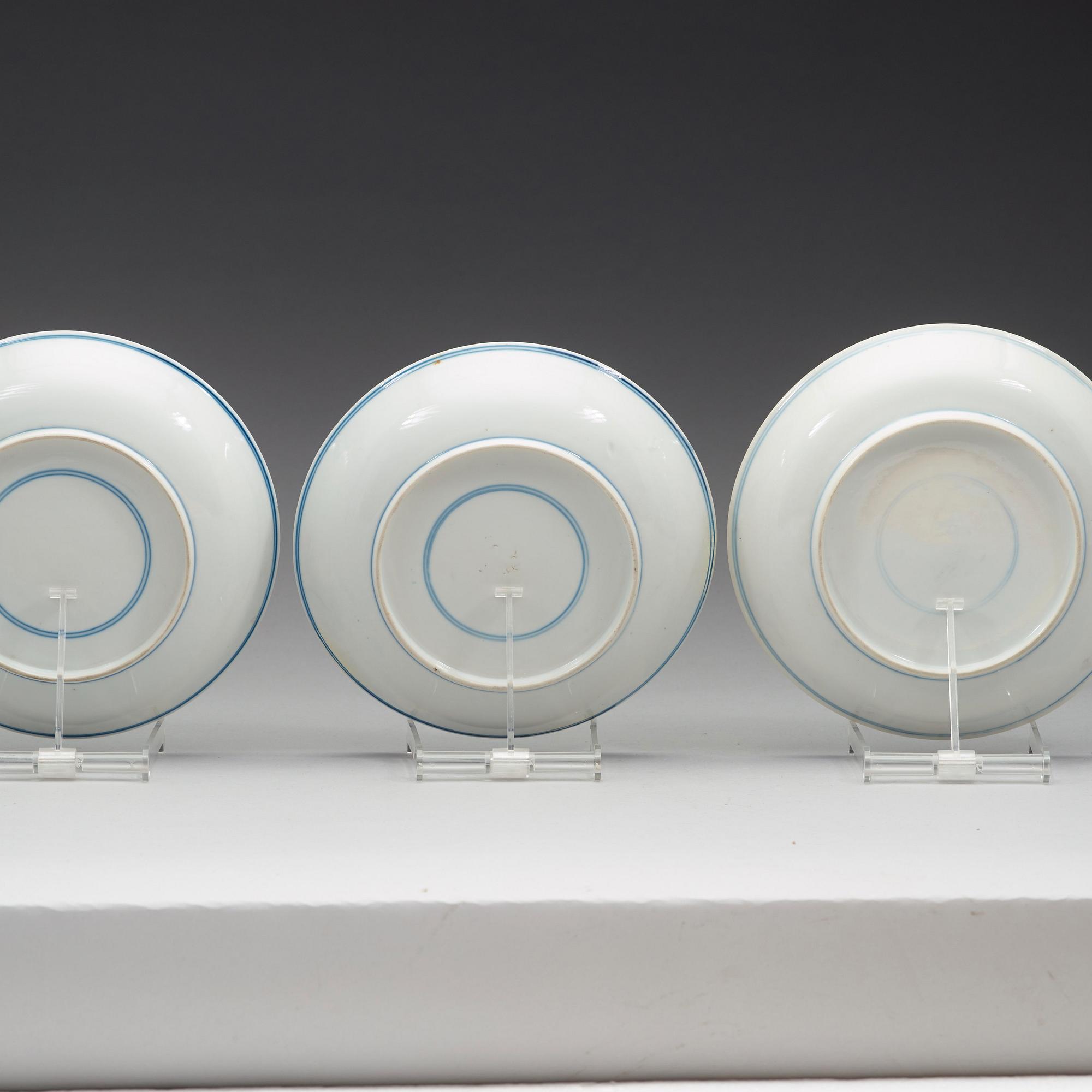 A set of five blue and white dishes, Qing dynasty, second half of 19th Century.