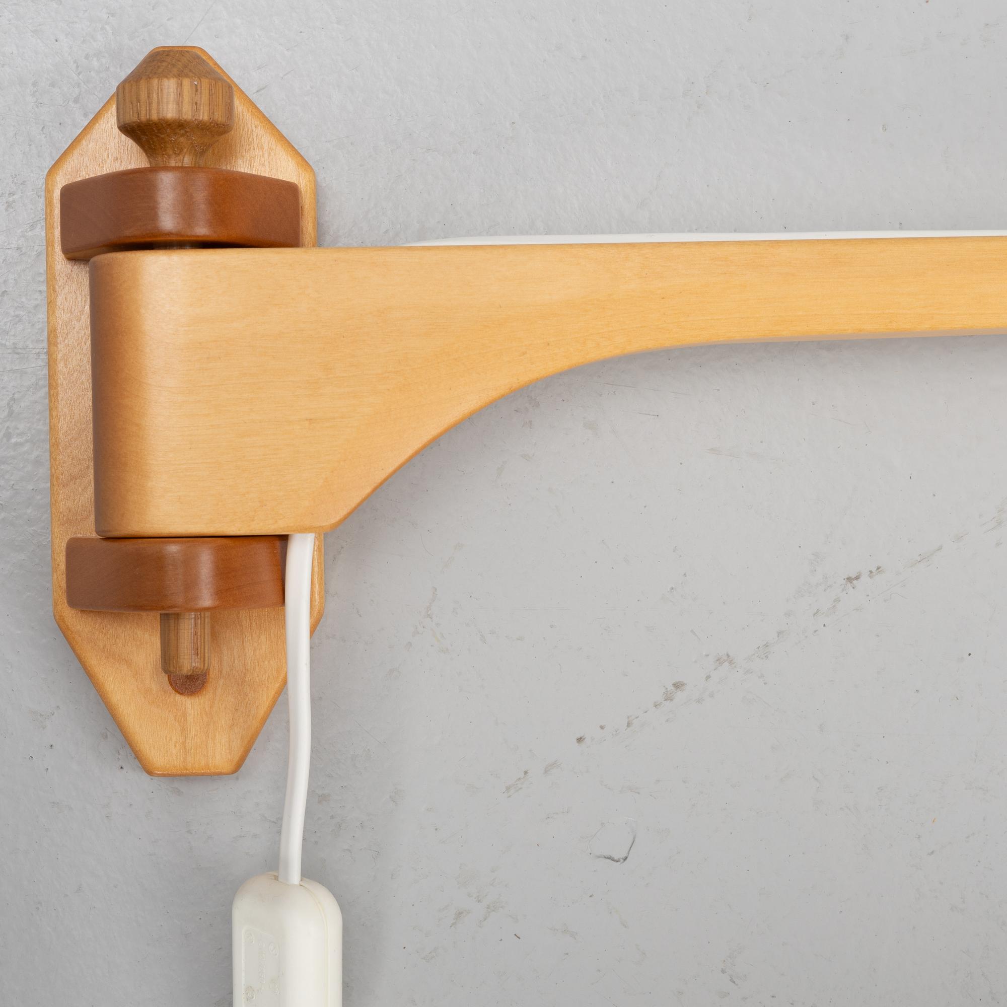 Carl Malmsten, a 'Staken' wall lamp.