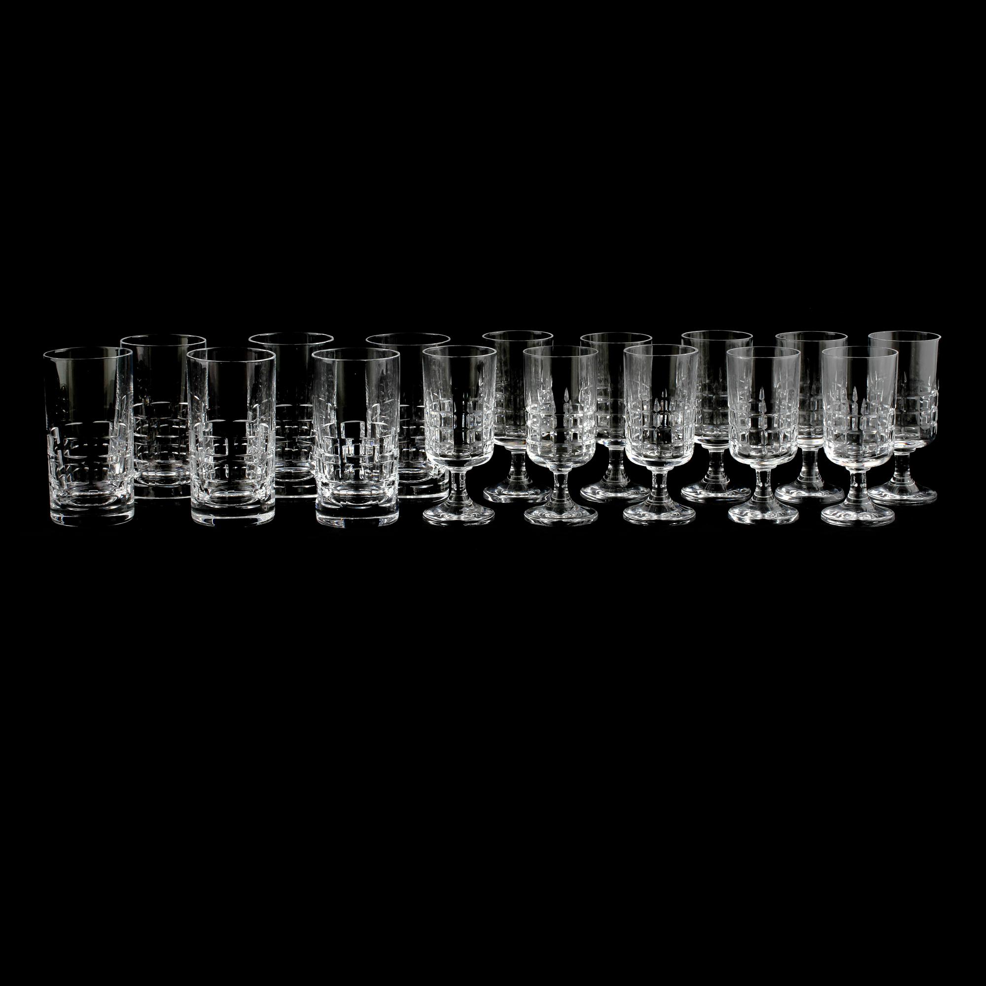 GLASSERVIS, "City", 16 delar, Vicke Lindstrand, Kosta, 1900-talets andra hälft.