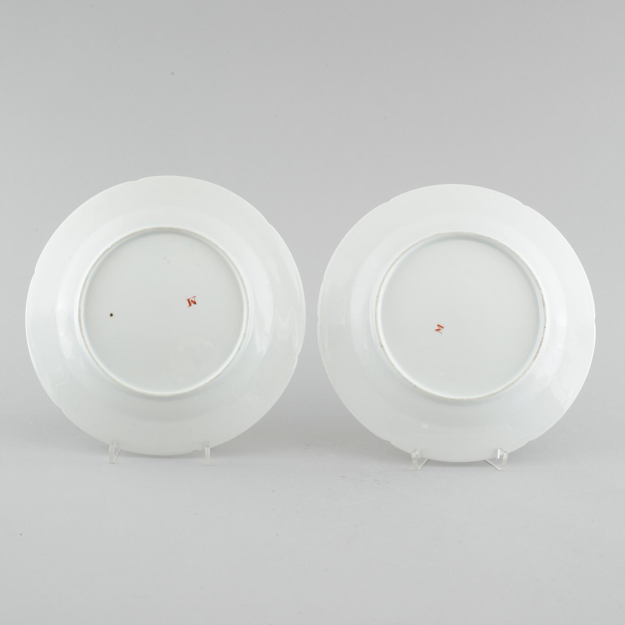A pair of dinner plates from the 19th century.