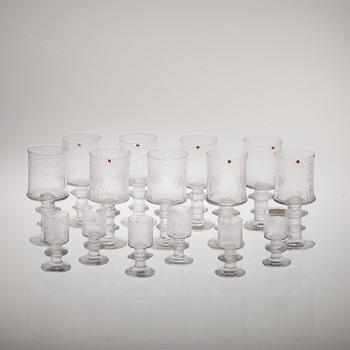 DRICKSGLAS, 9 st, "Jubileums-Festivo" samt DRICKSGLAS, 6 st, "Senatorn" design Timo Sarpaneva, Iittala, 1980-tal.