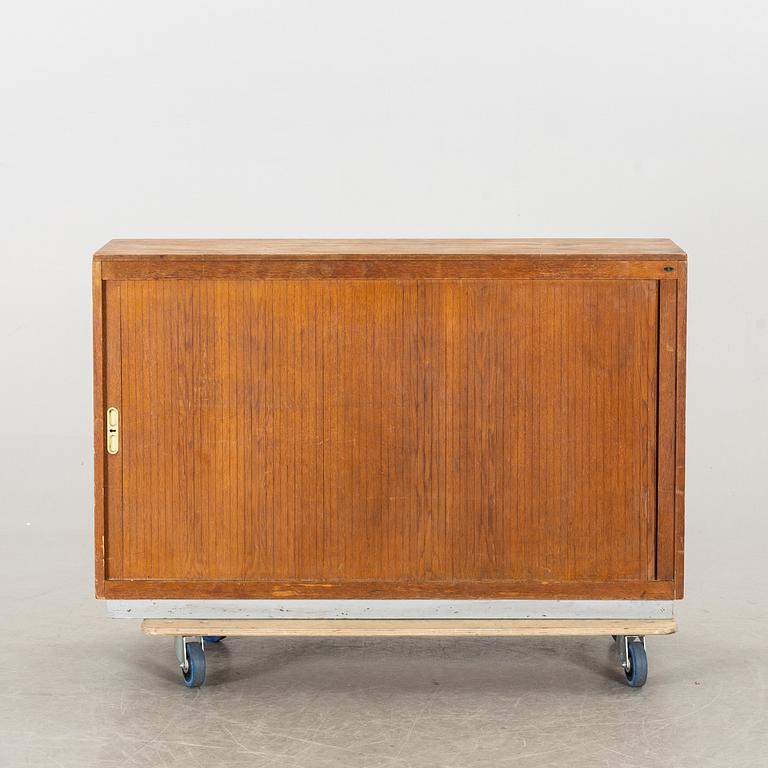 SKÅP/SIDEBOARD van Os Nederländerna 1900-talets mitt.