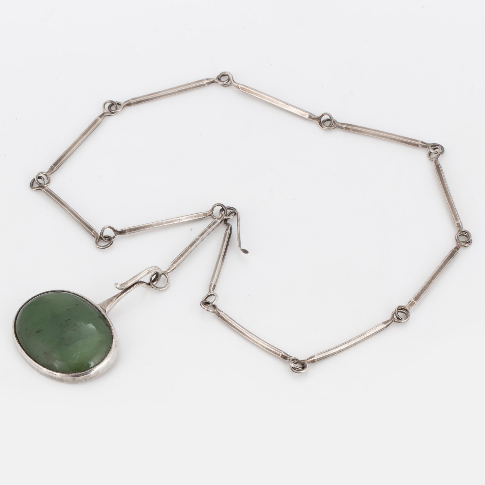 BENGT LILJEDAHL, Necklace, sterlingsilver with green stone.