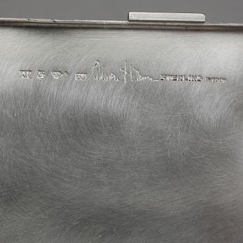 DOSA, sterlingsilver, Wiwen Nilsson, Lund 1945. Vikt 108 g.