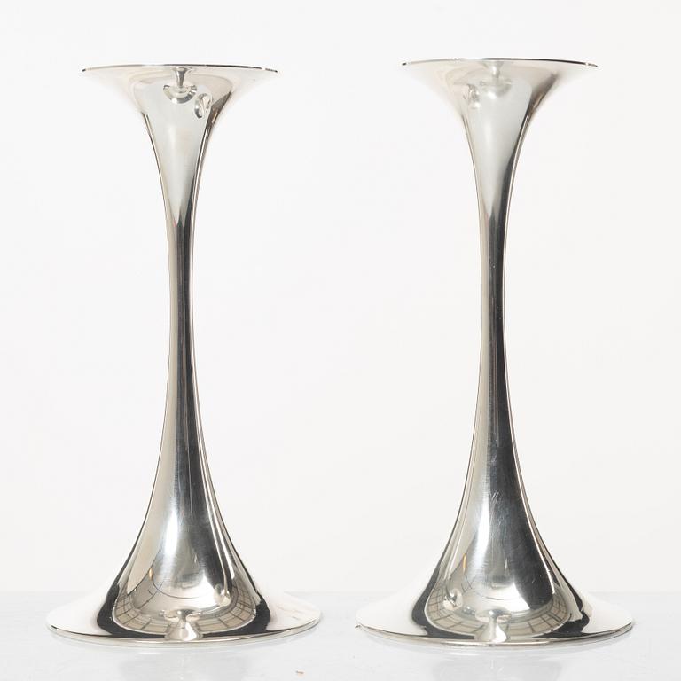 A pair of silver 'Trumpet' candlesticks, marks of Tapio Wirkkala, Kultakeskus, Hämeenlinna 1989 and 1992.