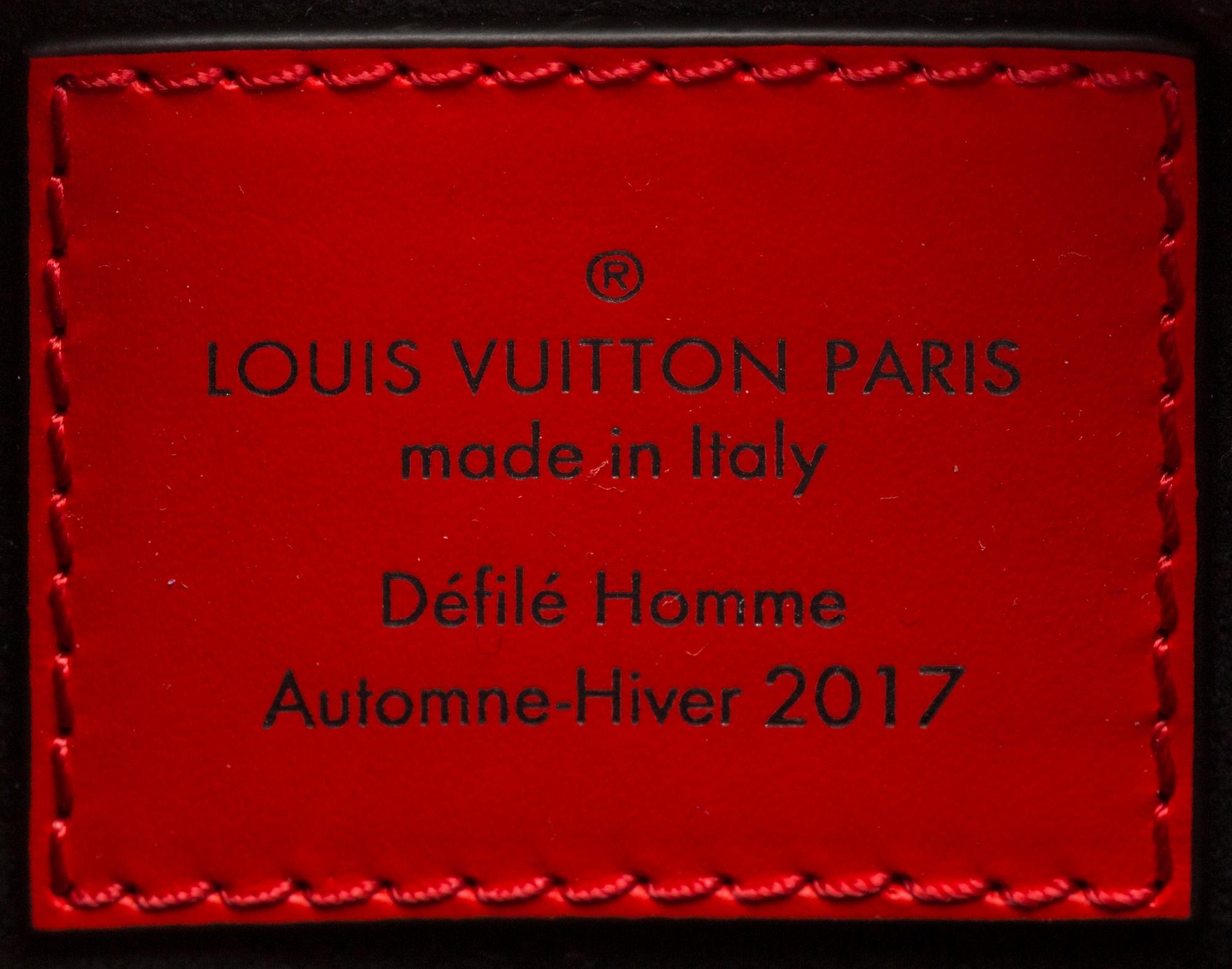 Sidebag "Supreme", "Danube PM", Louis Vuitton 2017.