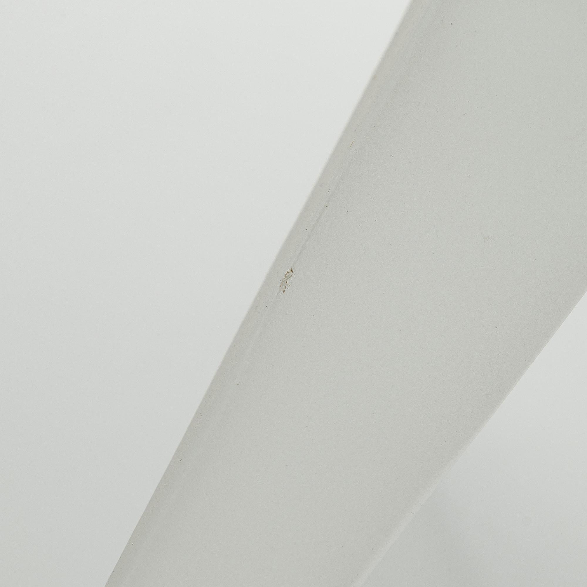 Oiva Toikka, skulptur, "Yö" (Natt), signerad O. Toikka Nuutajärvi.