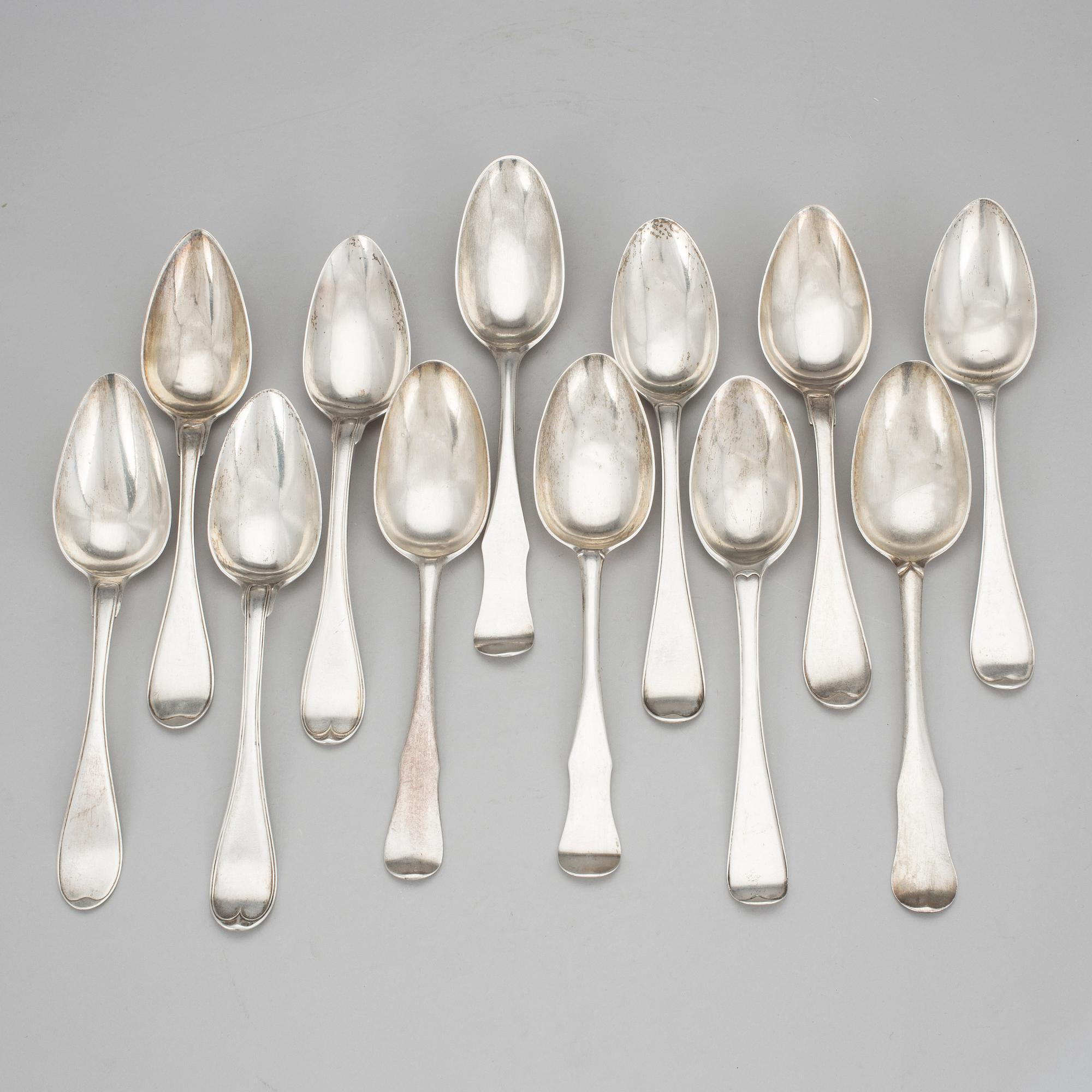 MATSKEDAR, 12 st, Ronander, Floberg, Lampa, Prytz, Zethelius, m.fl.  1700-tal och 1800-tal. Vikt 690 g.