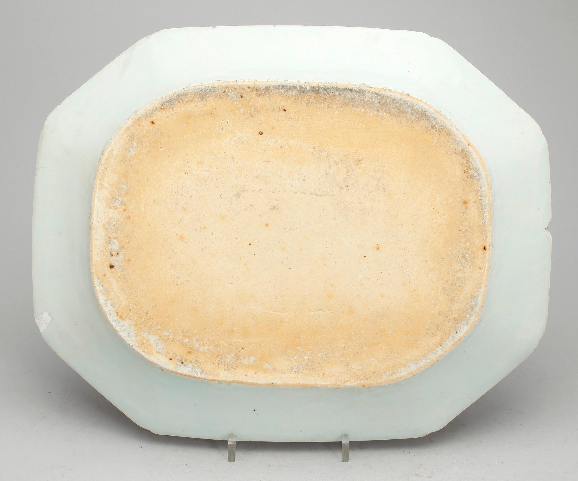 STEKFAT, porslin, Qianlong, Kina 1700-tal.