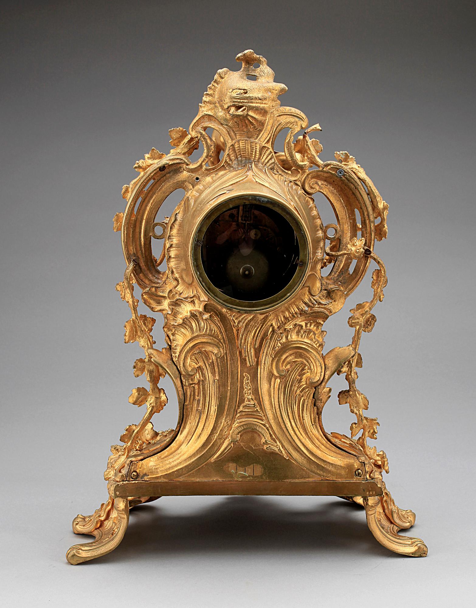 BORDSPENDYL, brons, Louis XV-stil, sent 1800-tal.