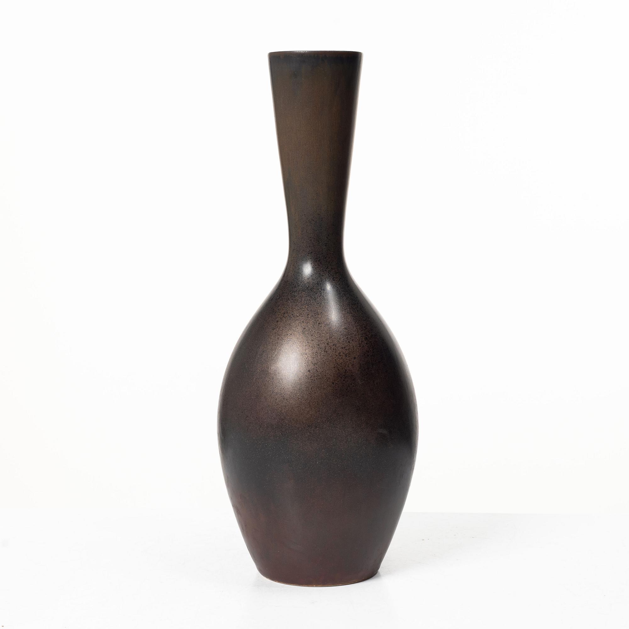 Carl-Harry Stålhane, A stoneware vase, Rörstrand.