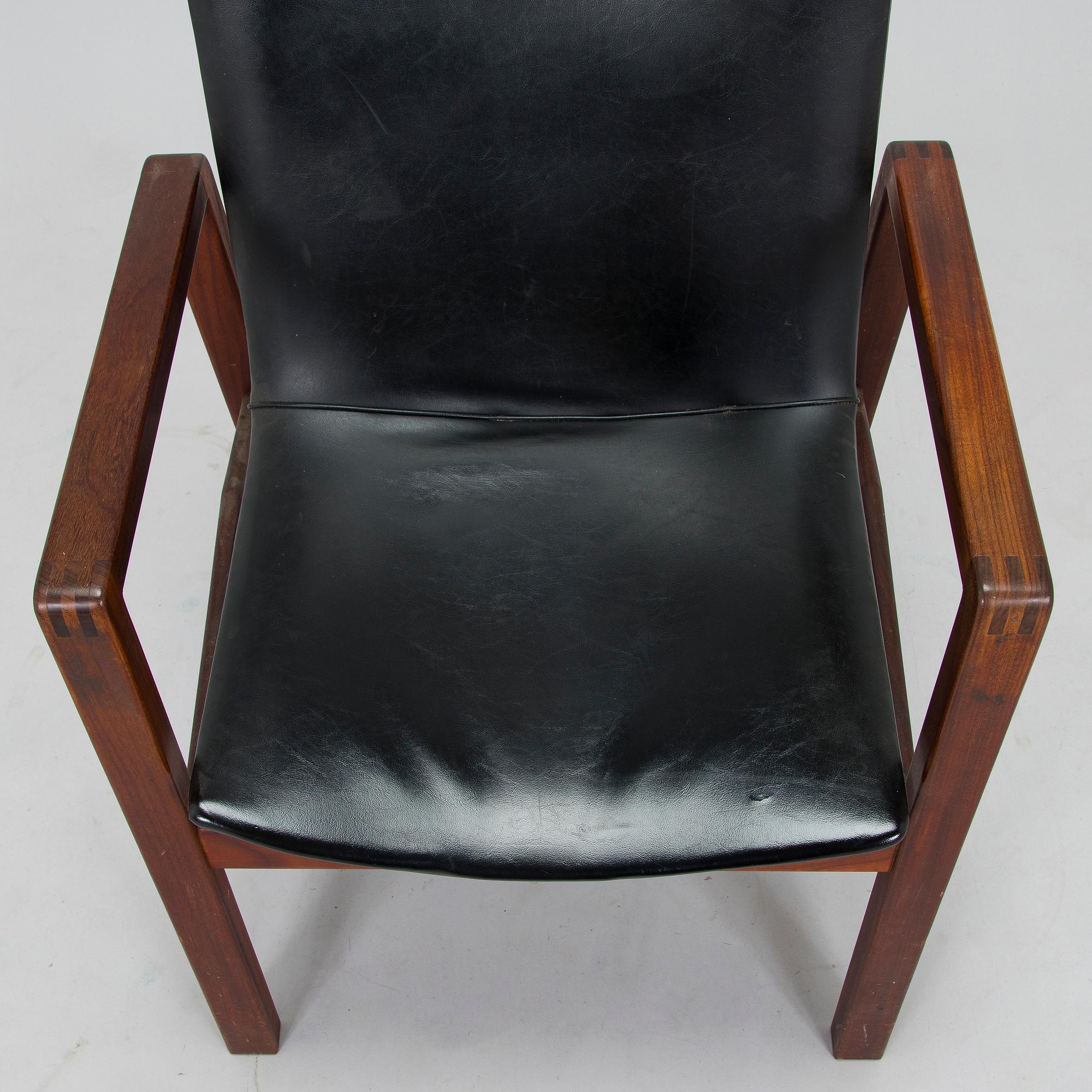 Carl Gustaf Hiort af Ornäs, nojatuoli, "Hamlet", Puunveisto Oy - Träsnideri Ab, 1960-luku.