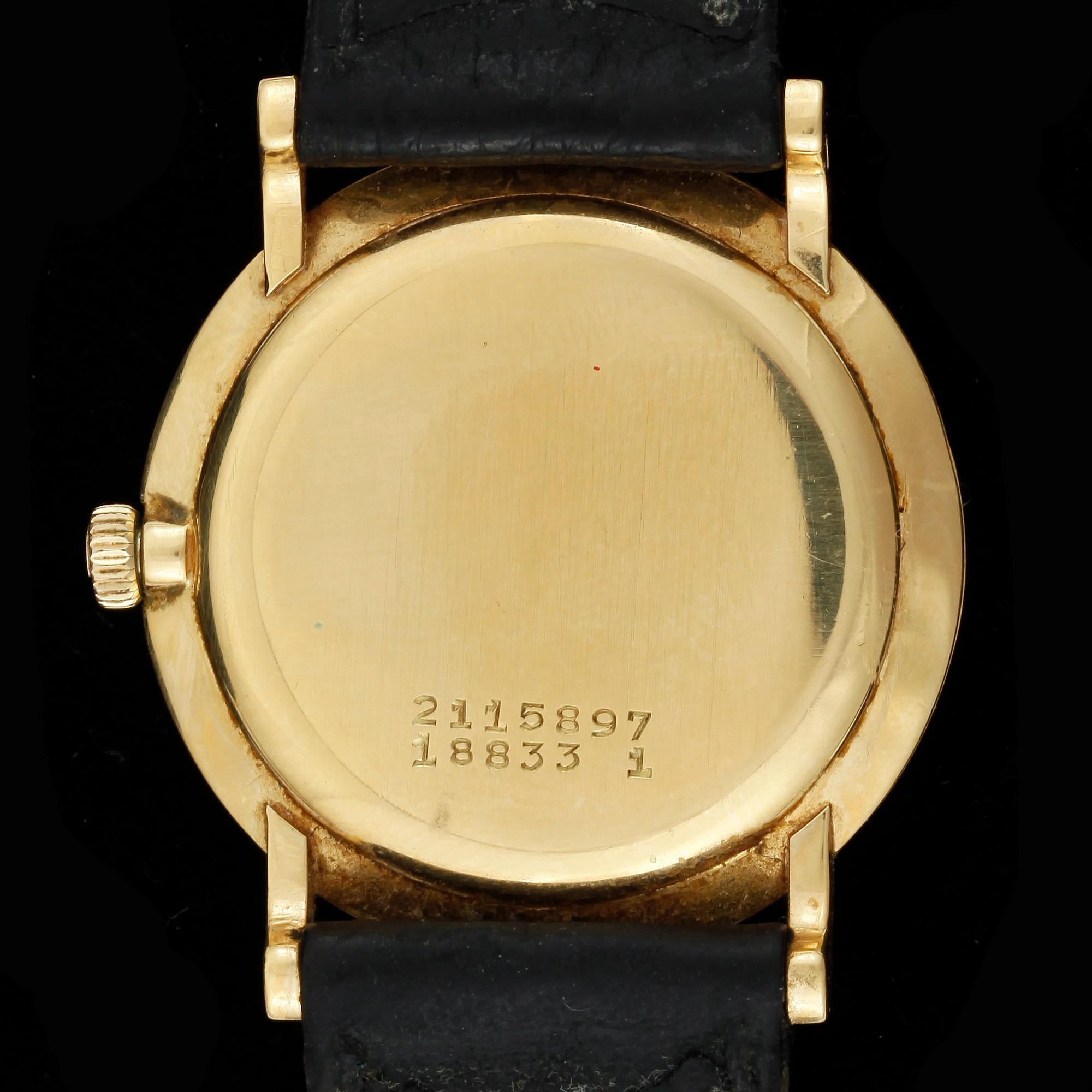 ARMBANDSUR, herr, 18k guld, Universal, Geneve, 1950-tal.