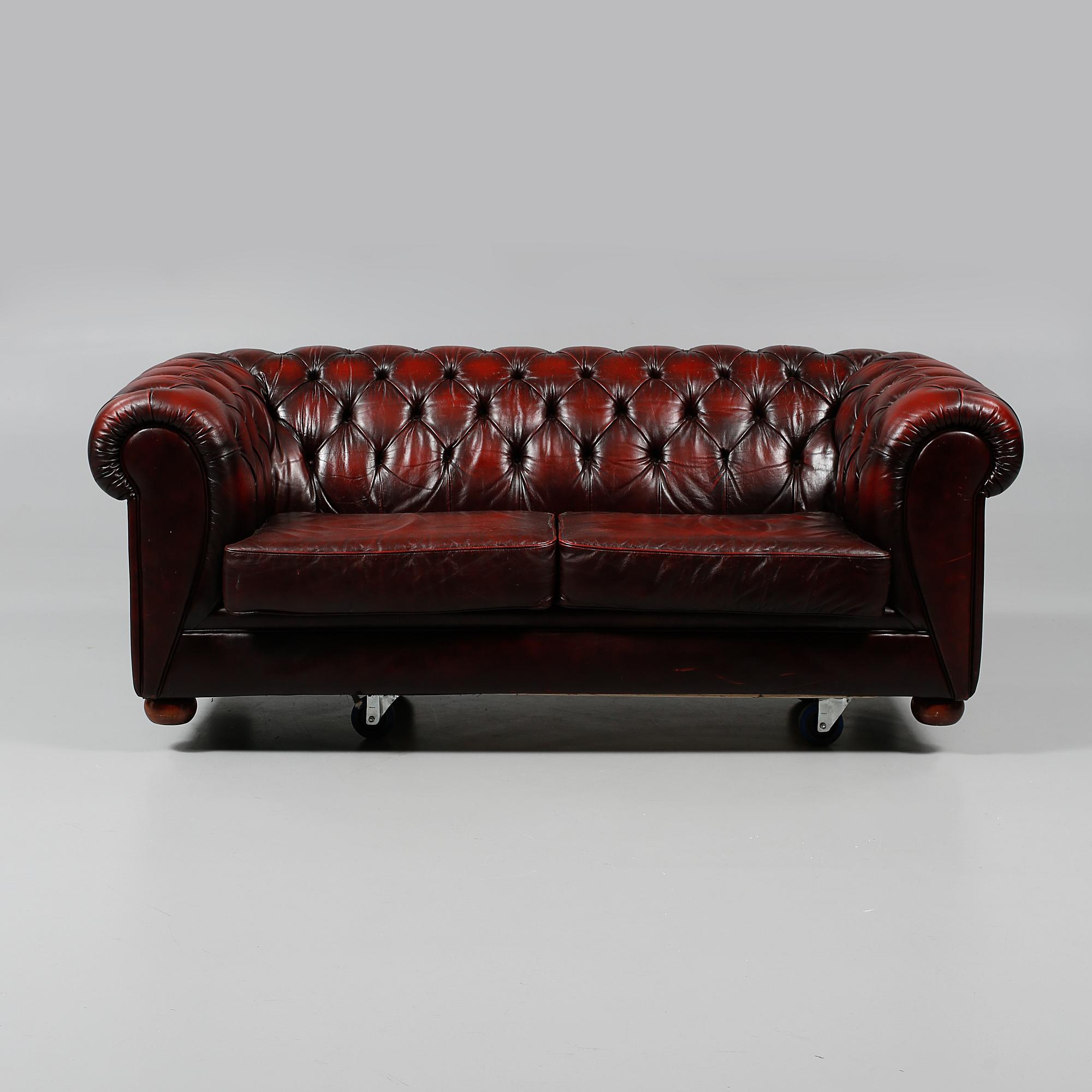 SOFFA, Chesterfield, 1900-talets andra hälft.