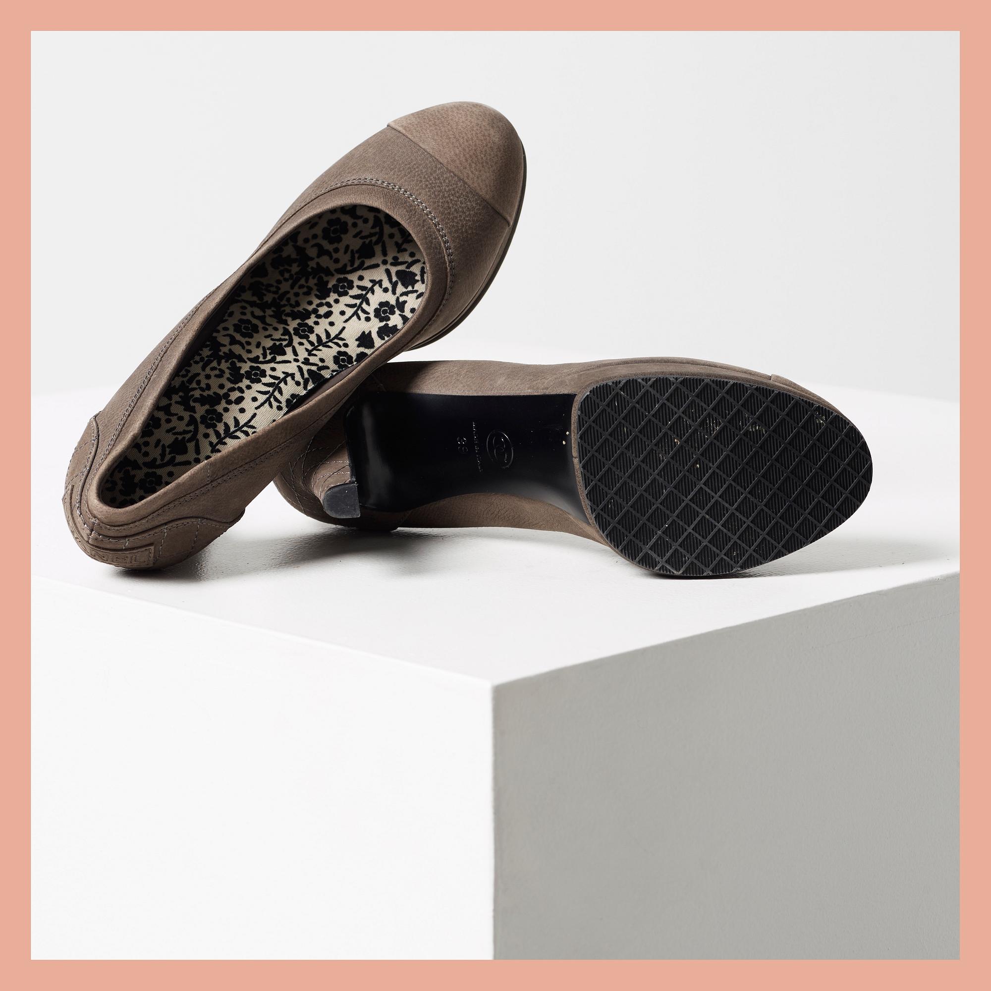 PUMPS, Chanel, storlek 39.