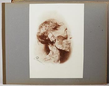 FOTOALBUM,   MEDELHAVSKRYSSNING 1905-06 MED KORVETTEN FREJA.