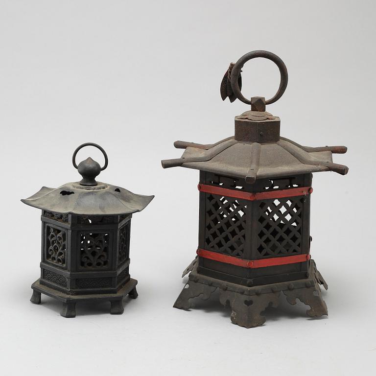 Two Japanese lanterns, 20th century.