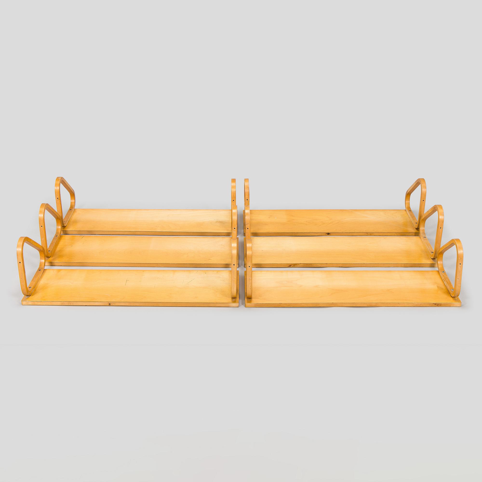Alvar Aalto, 6 st, modell 112A för O.Y. Huonekalu- ja Rakennustyötehdas A.B. 1900-talets mitt.