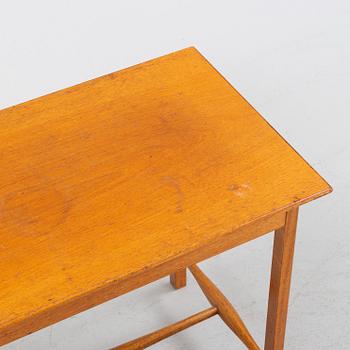 Josef Frank, a mahogany veneered side table, model '1106', Firma Svenskt Tenn.