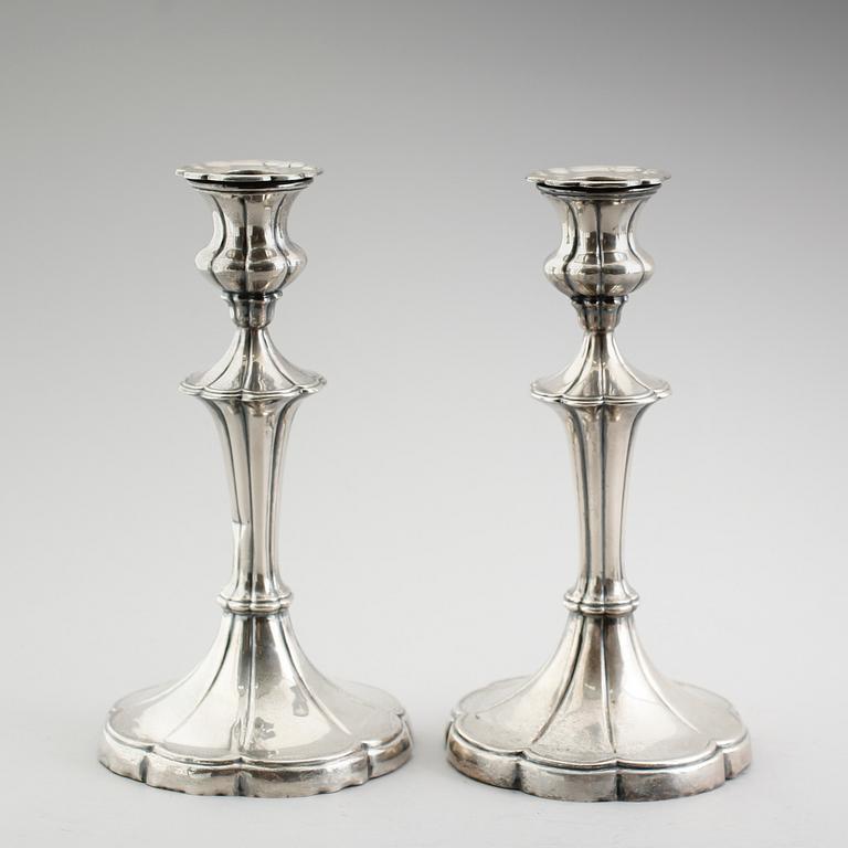 LJUSSTAKAR, 1 par, silver, Sheffield 1906 samt finska stämplar.