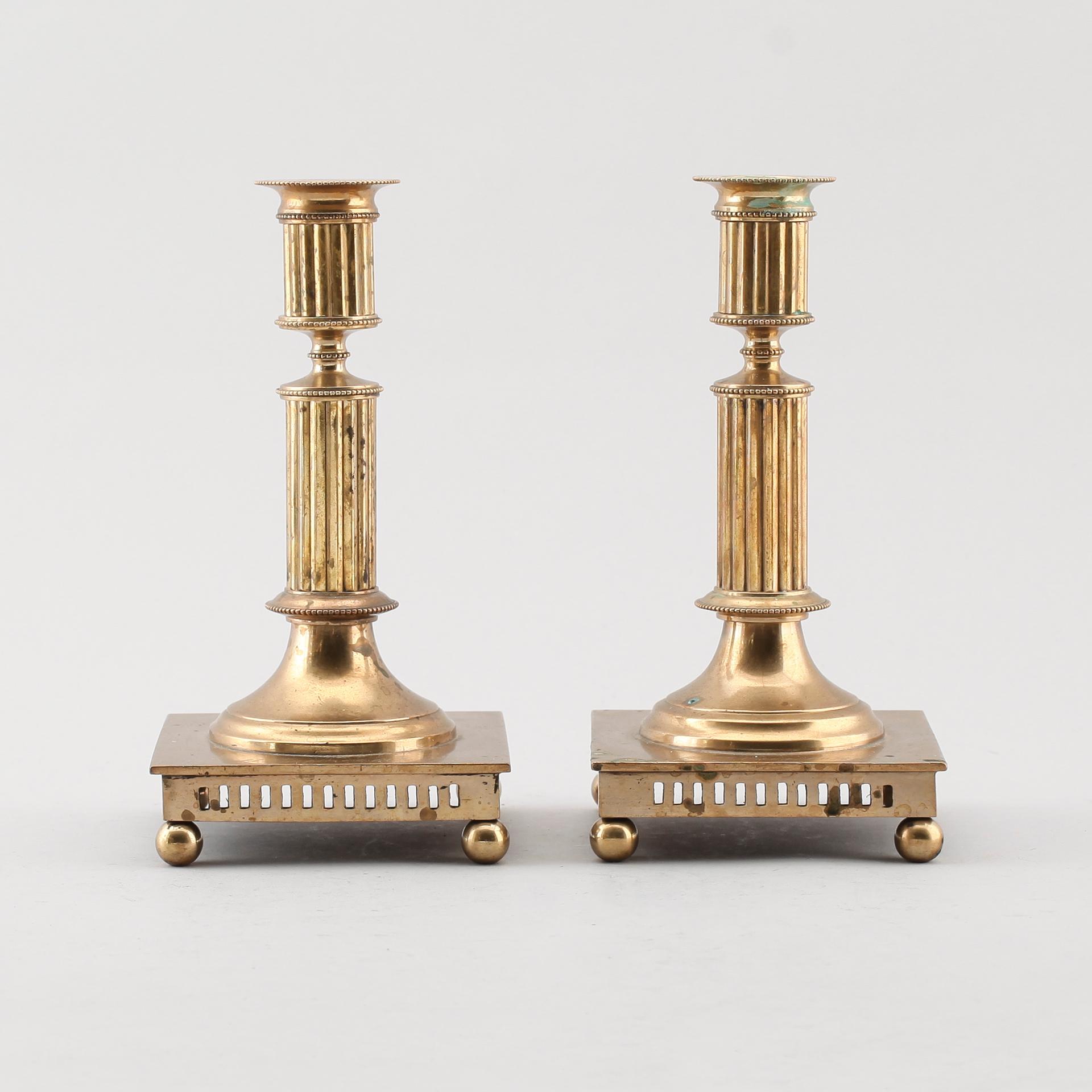 LJUSSTAKAR, 1 par, mässing, Åkerberg & Hellström Metall AB, 1900-talets första hälft.