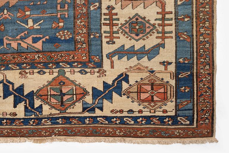 A Bakshaish carpet, West Persia, c. 438 x 346 cm.