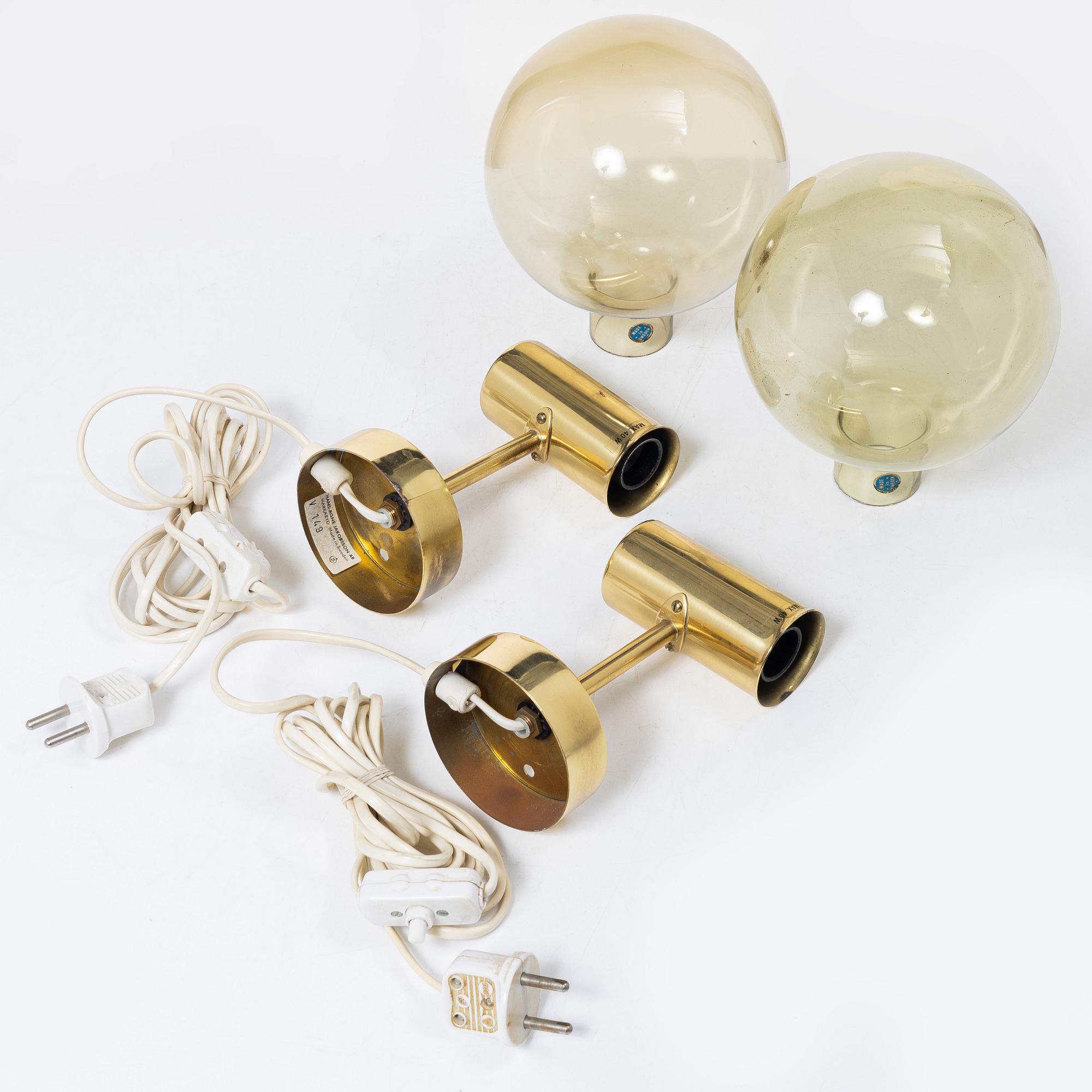 Hans-Agne Jakobsson, a pair of model V149 wall lights, Hans-Agne Jakobsson AB, Sweden, second half of the 20th century.