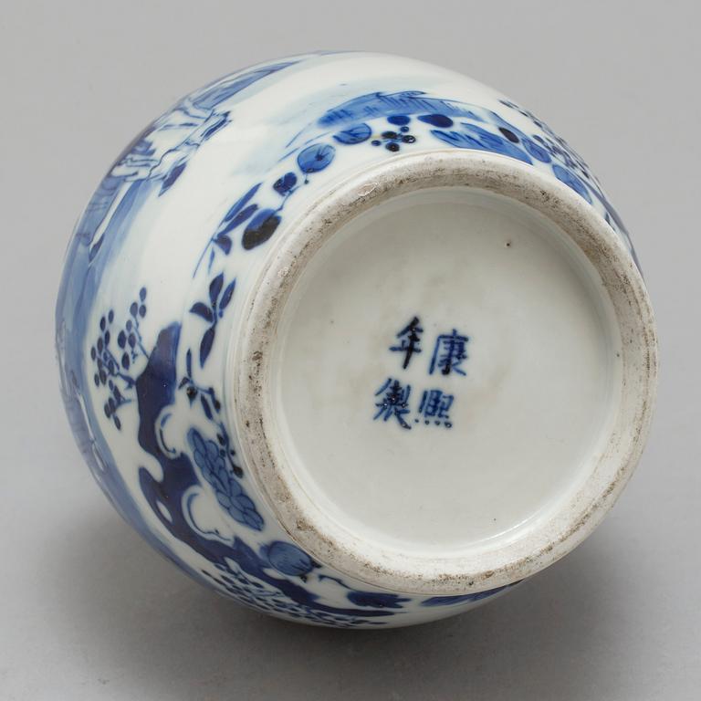 A late 19th century Chinese porcelain vase, Qing dynasty.