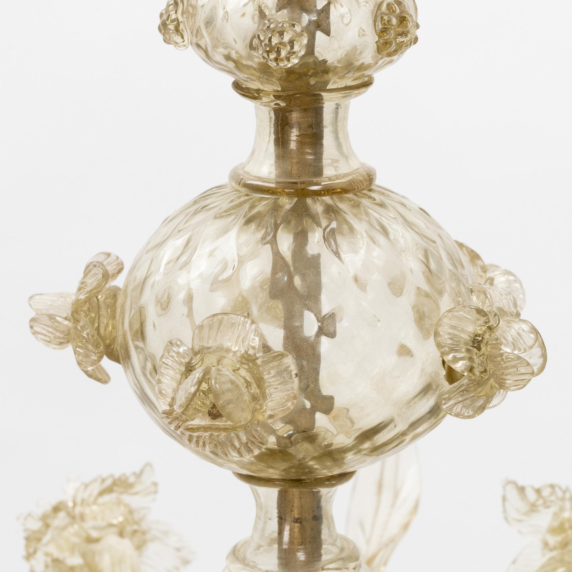 Takkrona, Italien, 1900-talets andra hälft.