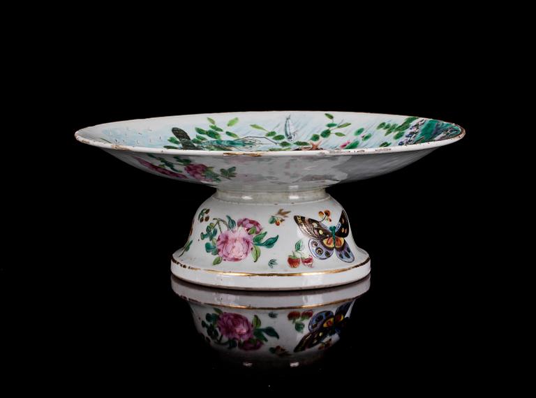 TAZZA, porslin. Kina. Sen Qing. 1800/190-tal.