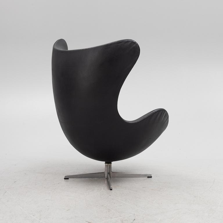 Arne Jacobsen, armchair, "The Egg Chair", Fritz Hansen, Denmark 1971.