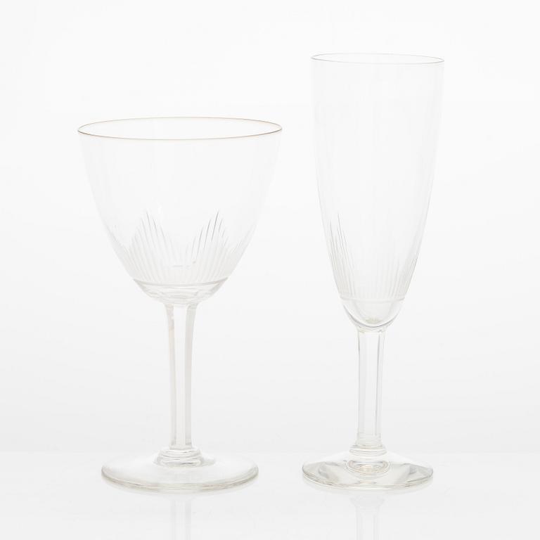 Erkki Vesanto, lasisto, 86 osaa, "Marjatta", Iittala 1947-1969.