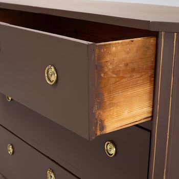 A chest of drawers, 19th Century.