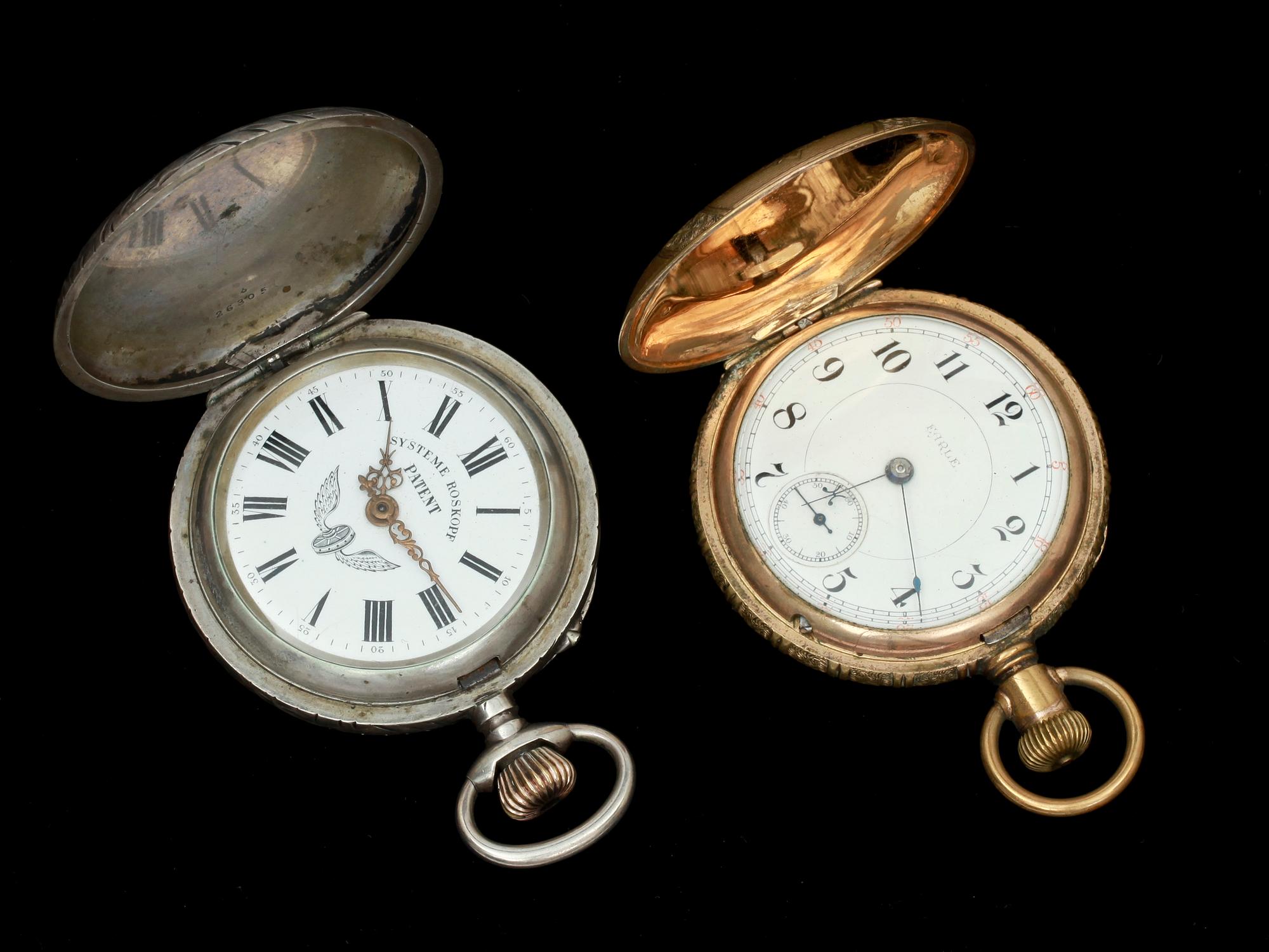 SAVONETTFICKUR, 2 st, silver resp doublé. Omkring år 1900.