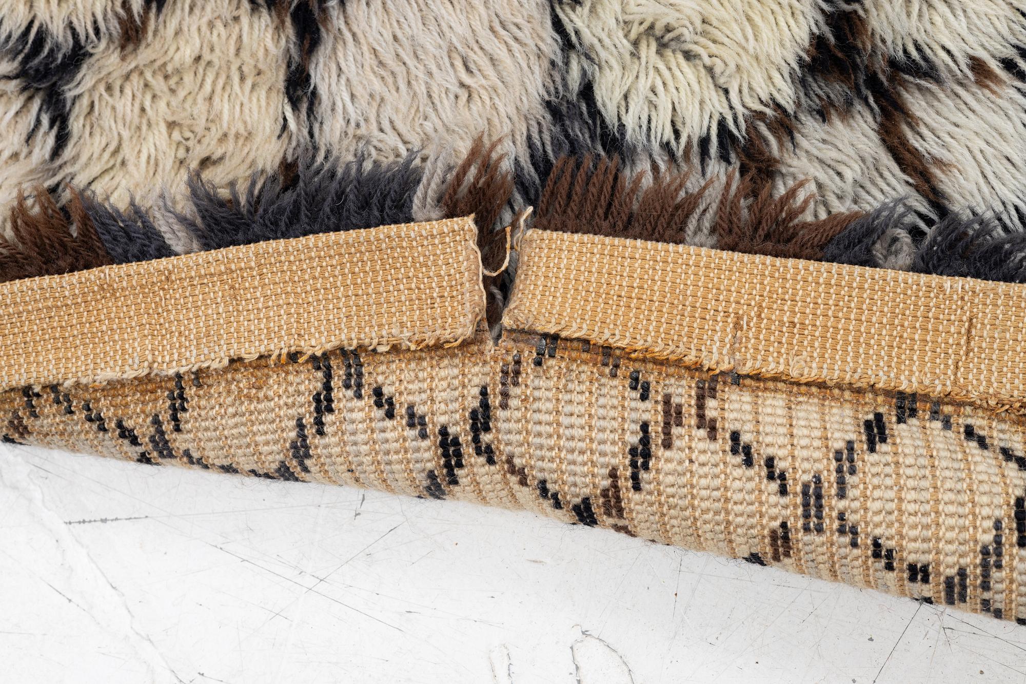 Marianne Richter, a rug, c. 230 x 160 cm.